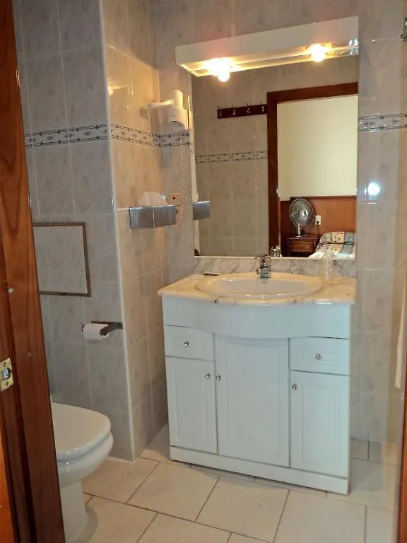 **  Hotel Continental Gare du Midi Saint-Gilles Belgio