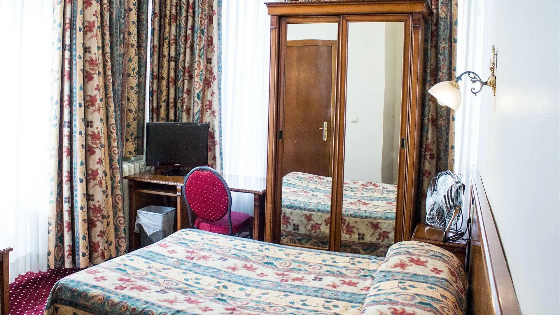 Hotel Continental Gare du Midi Saint-Gilles 2*, Bruxelles Belgio